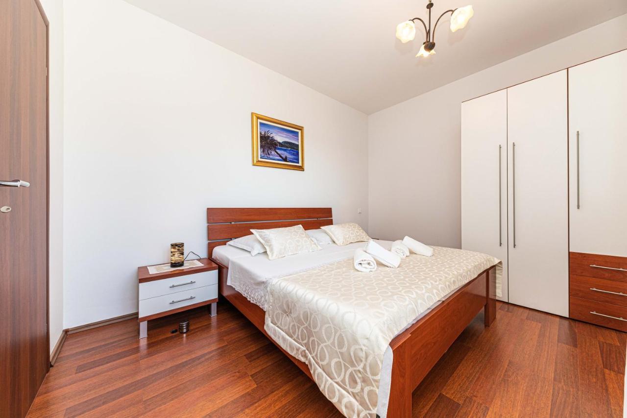 Rajcic Apartments Rogoznica  Zewnętrze zdjęcie
